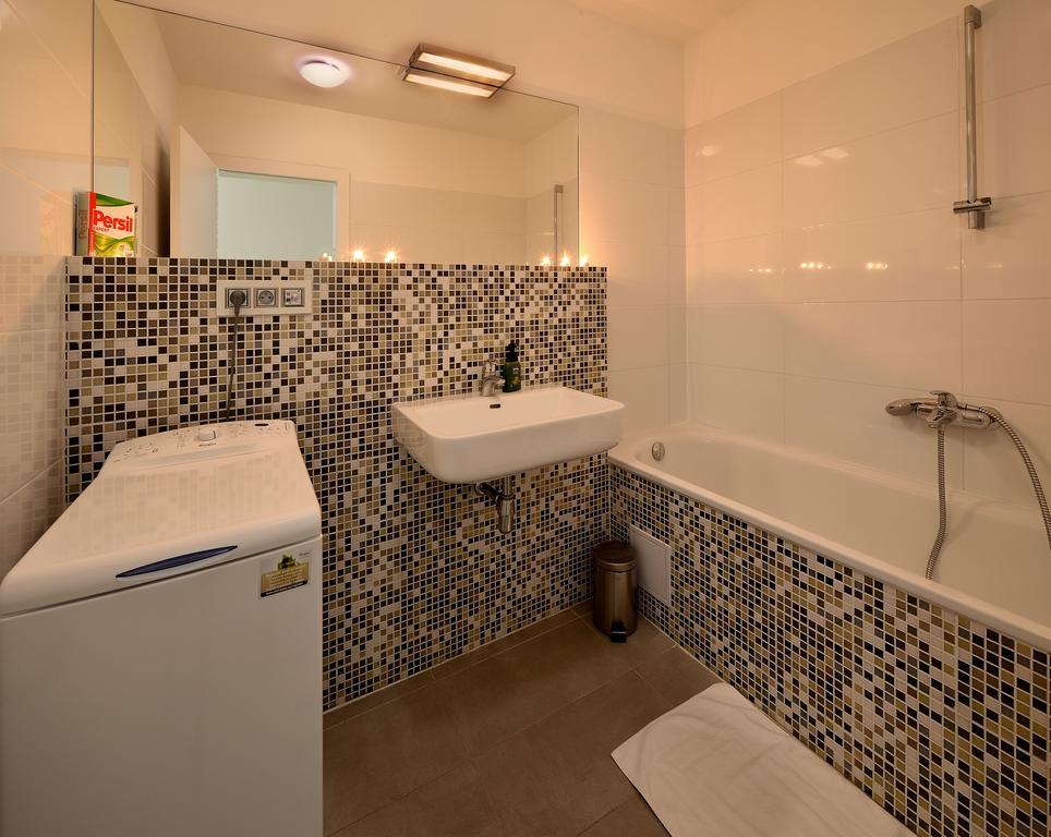 Ambiente Serviced Apartments - Dunajska Bratislava Ruang foto